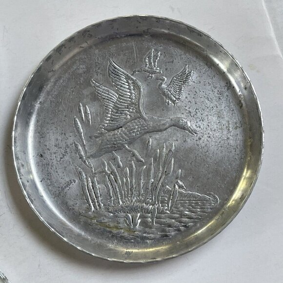Metal Hand Forged Hammered Aluminum Coaster Mallard Ducks Set of 7 Bird Kitchen - Picture 7 of 12